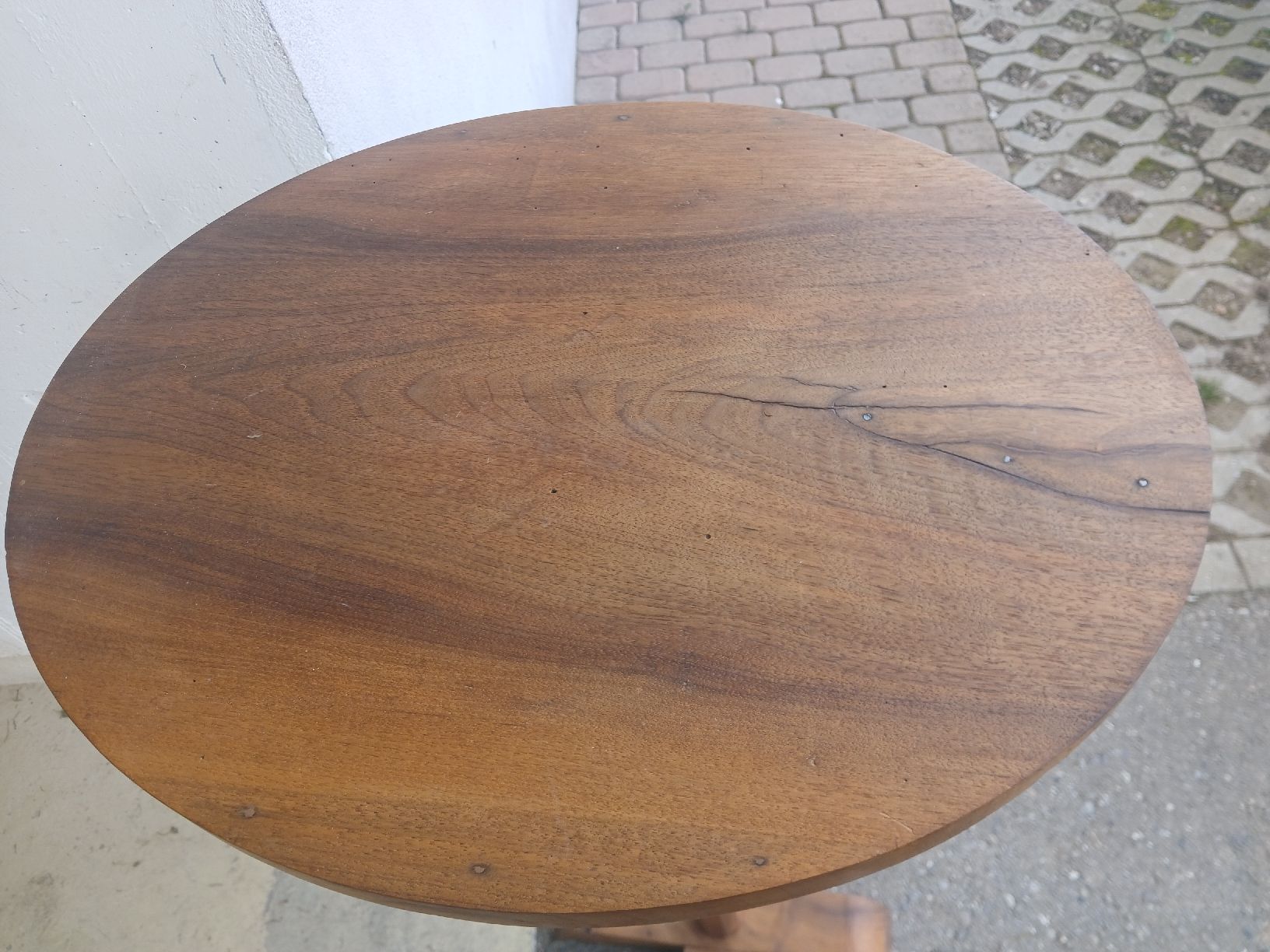 Sonstige Dekorationen & Accessoires: Stelle en noyer ancienne – Gebraucht aus Corcelles-Payerne von evalyne 3