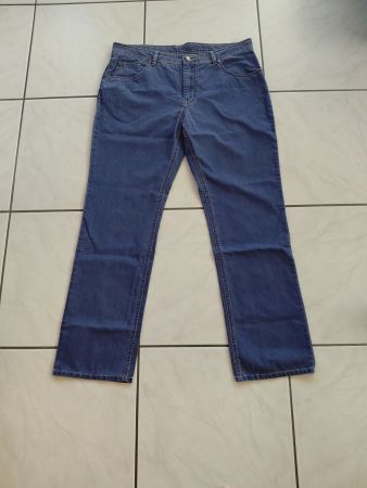 Herren Jeans Hose, Marke A.W.DUNMOR 38/32, Blau