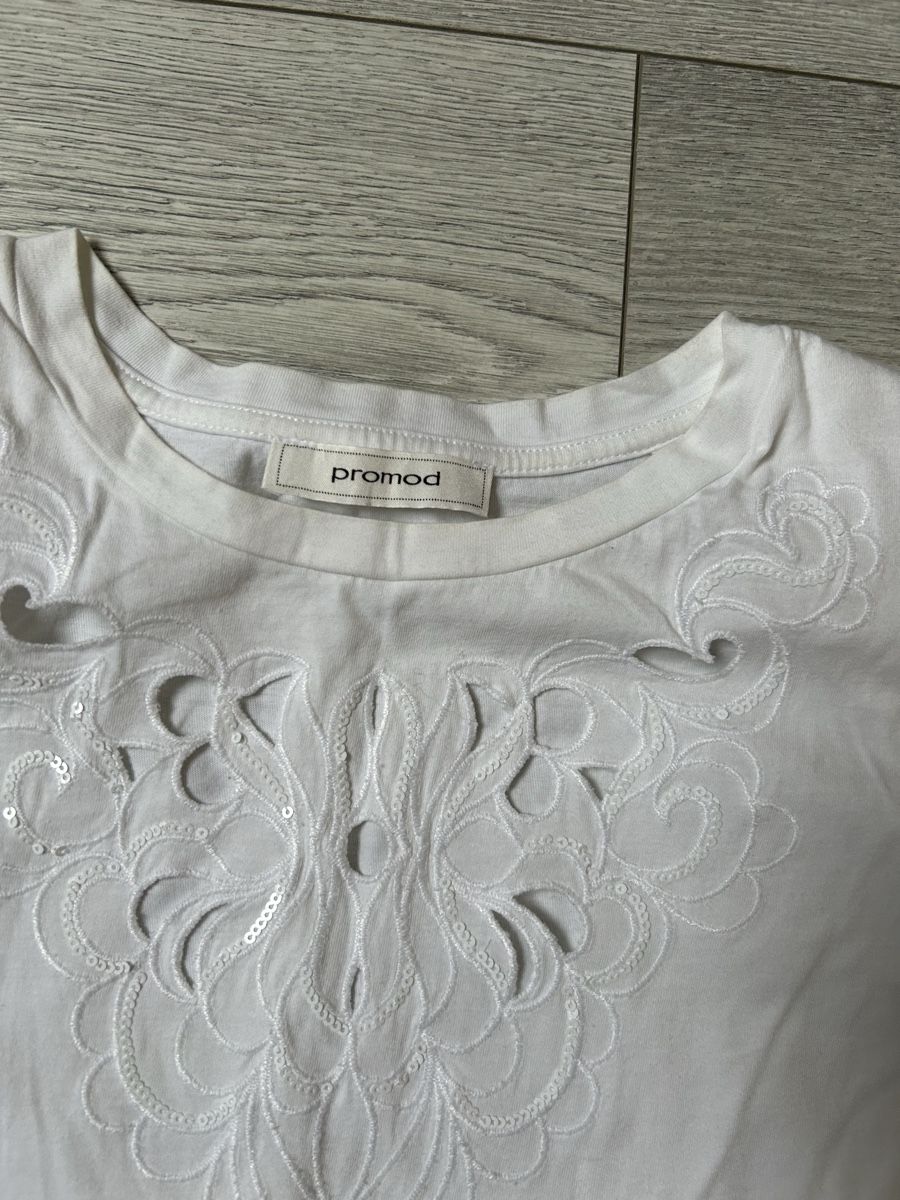 Promod T-shirt: T-shirt Promod blanc – Usato da Genève venduto da and_k79x 2