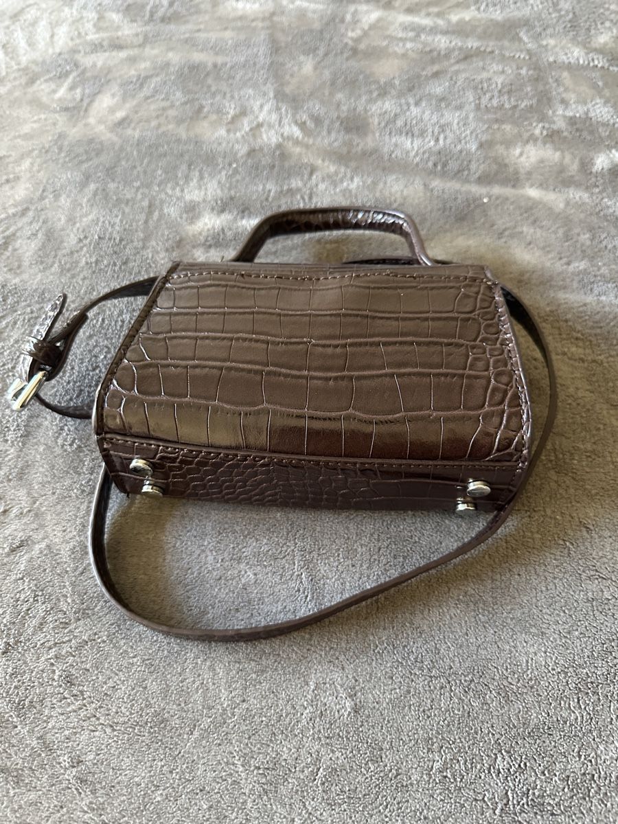Borse da donna: Chocolate Croc Mini Bag - Perfect autumn accessory! – Nuovo (secondo la descrizione) da Genève venduto da bea_72cz 2