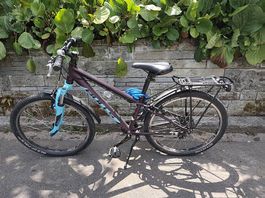 Bulls Fully Bike Kindervelo neuwertig 6-10J