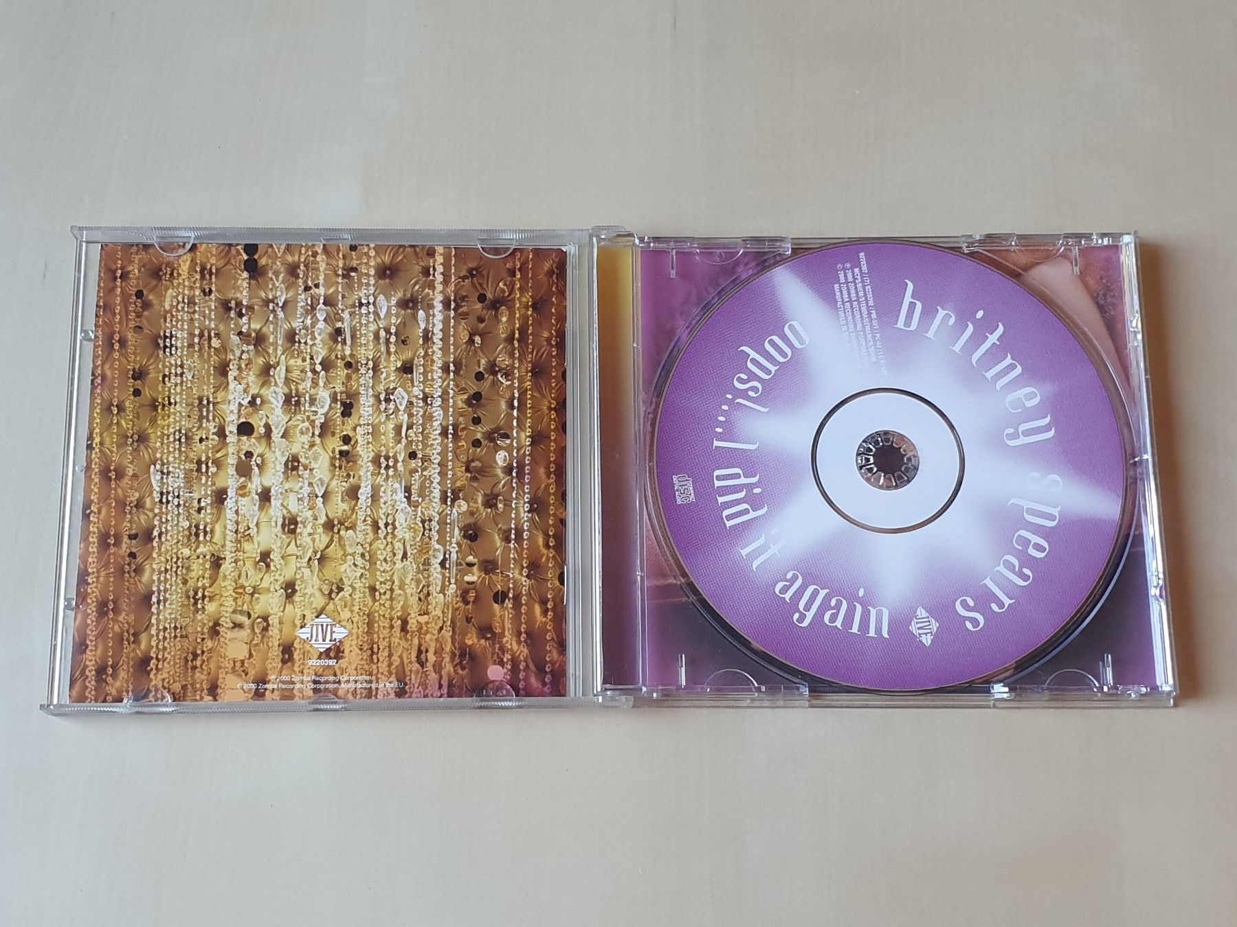 CD: Britney Spears Oops I did it again – Usato da Stansstad venduto da collectorsshop 2