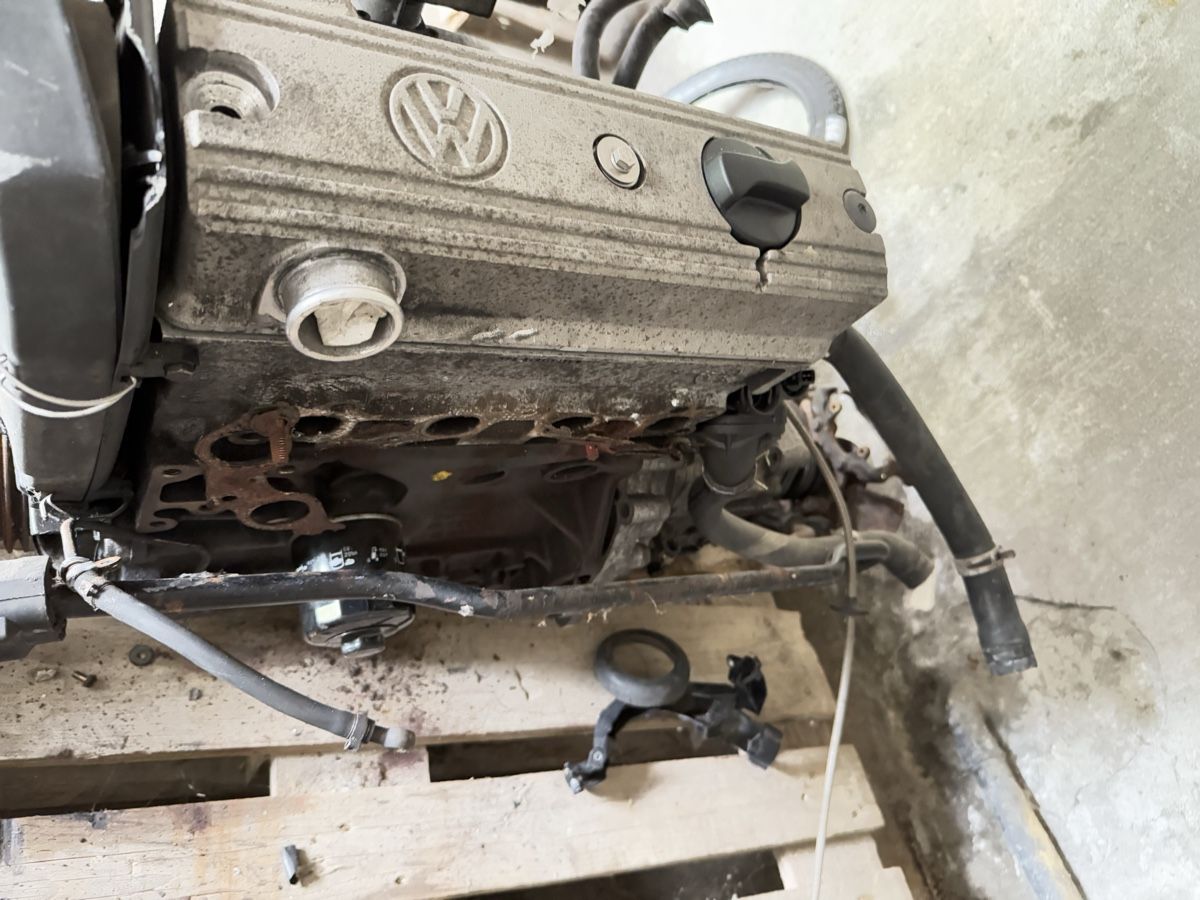VW Motori: Polo g40 1.3 Motor mit Getriebe – Usato da Tschugg venduto da polog41 1