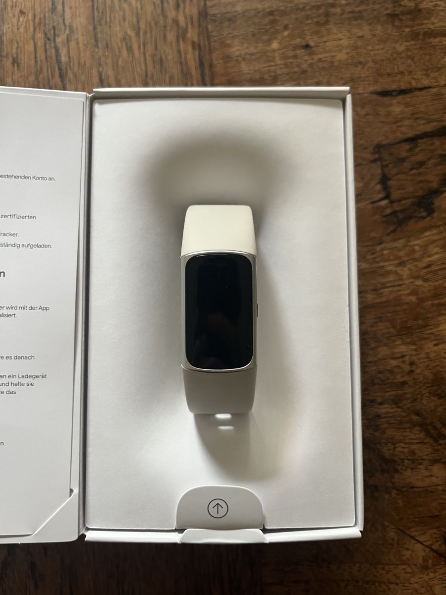Fitbit Smartwatch: Fitbit Charge 6 Used – D'occasion à Zürich par Ccascelli 1