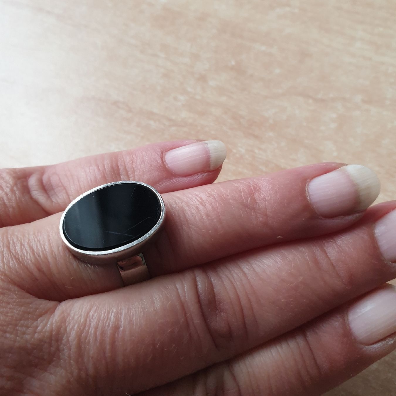 Bagues: 800er Silber Ring mit Onyx gr.17/57 – D'occasion à Winterthur par katzen07 7