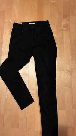 Levi‘s 721 High-Rise Skinny Jeans