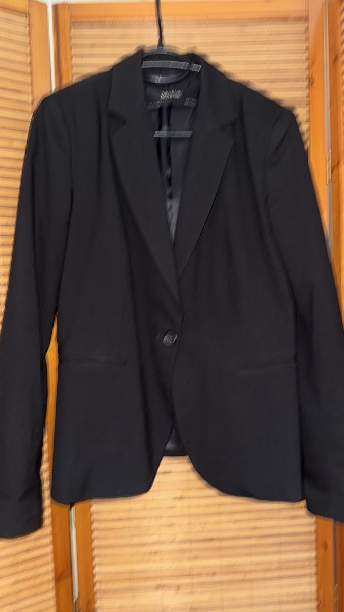 Zara Giacche: Blazer Zara Basic, 40 – Usato da Gümligen venduto da morticiaaddams