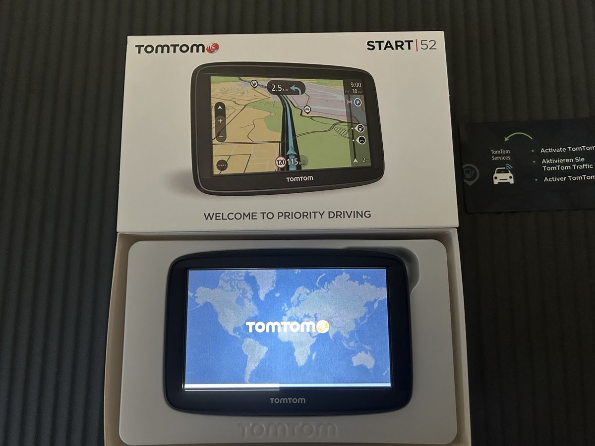 Tomtom Navigatori: TomTom Start 52 Navigation System – Nuovo (secondo la descrizione) da Basel venduto da Andrewg88 1