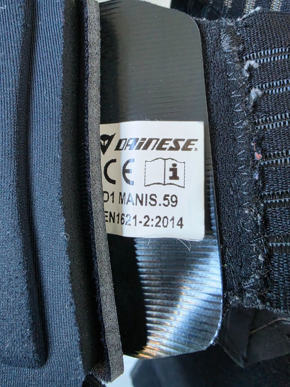 Dainese Protezioni & Imbottiture: Dainese D1 Manis Rückenprotektor Level 2 – Usato da Zollikon venduto da Alda 2