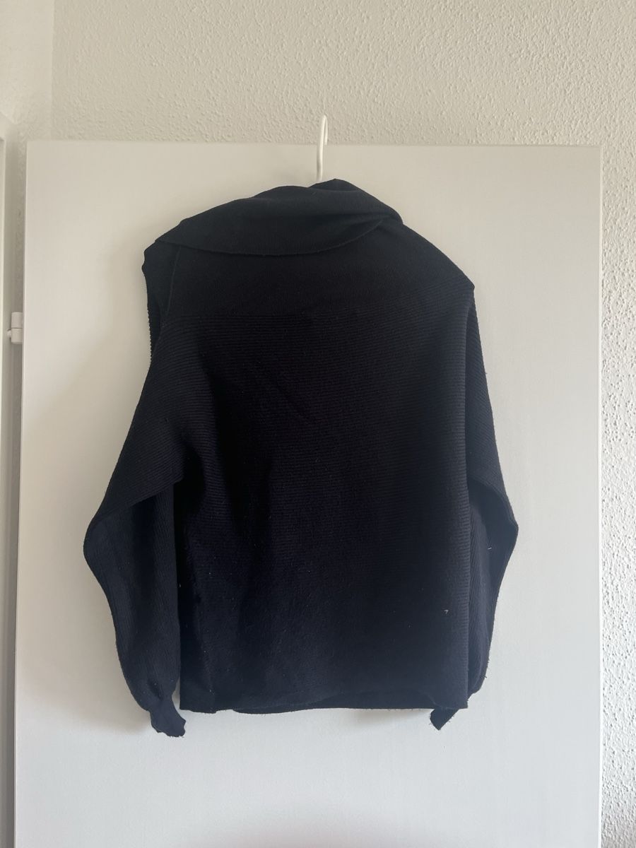 Zara Pullover & Sweatshirts: Schwarzer, eleganter Damenpulli, von Zara, Gr. S – Gebraucht aus Zürich von Insert_Name 1