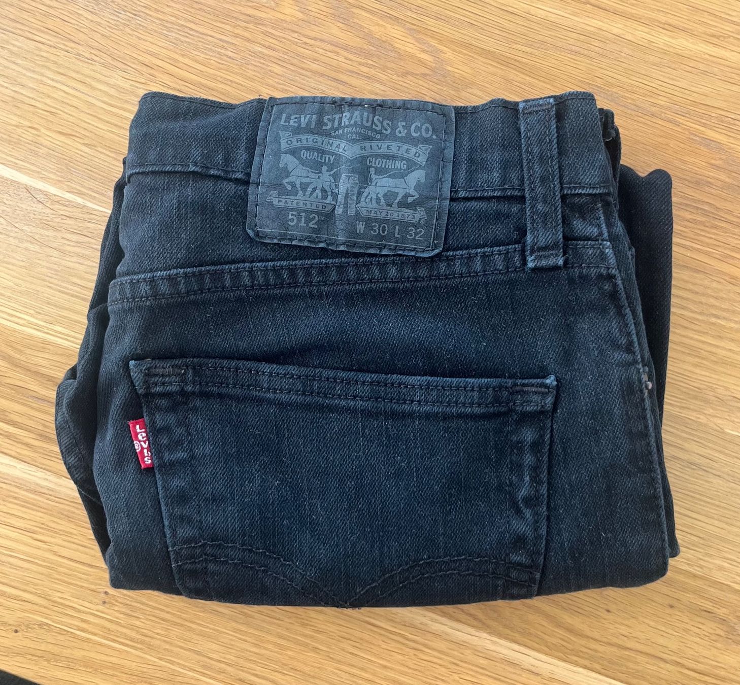 Levi's Jeans: Levi's 512 Jeans / Grösse W30/L32 / black – Usato da Zollikofen venduto da Michel_A 2