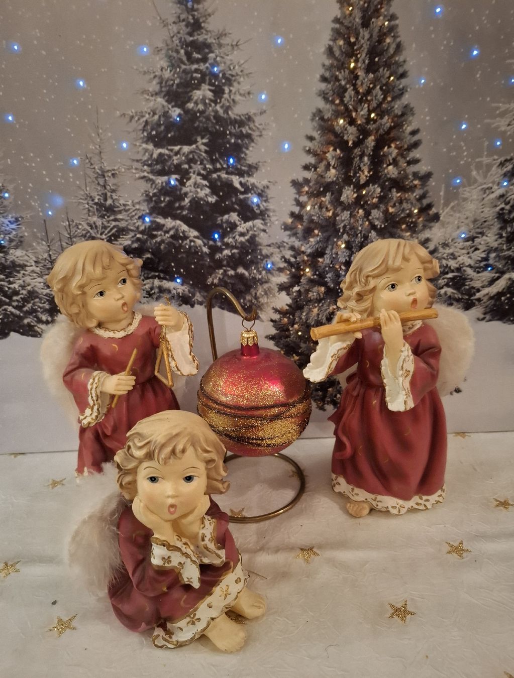 Tutte le decorazioni: MUSIZIERENDE ENGELI MIT WEIHNACHTSKUGEL AM MESSINGSTÄNDERLI – Nuovo (secondo la descrizione) da Gretzenbach venduto da schibaya