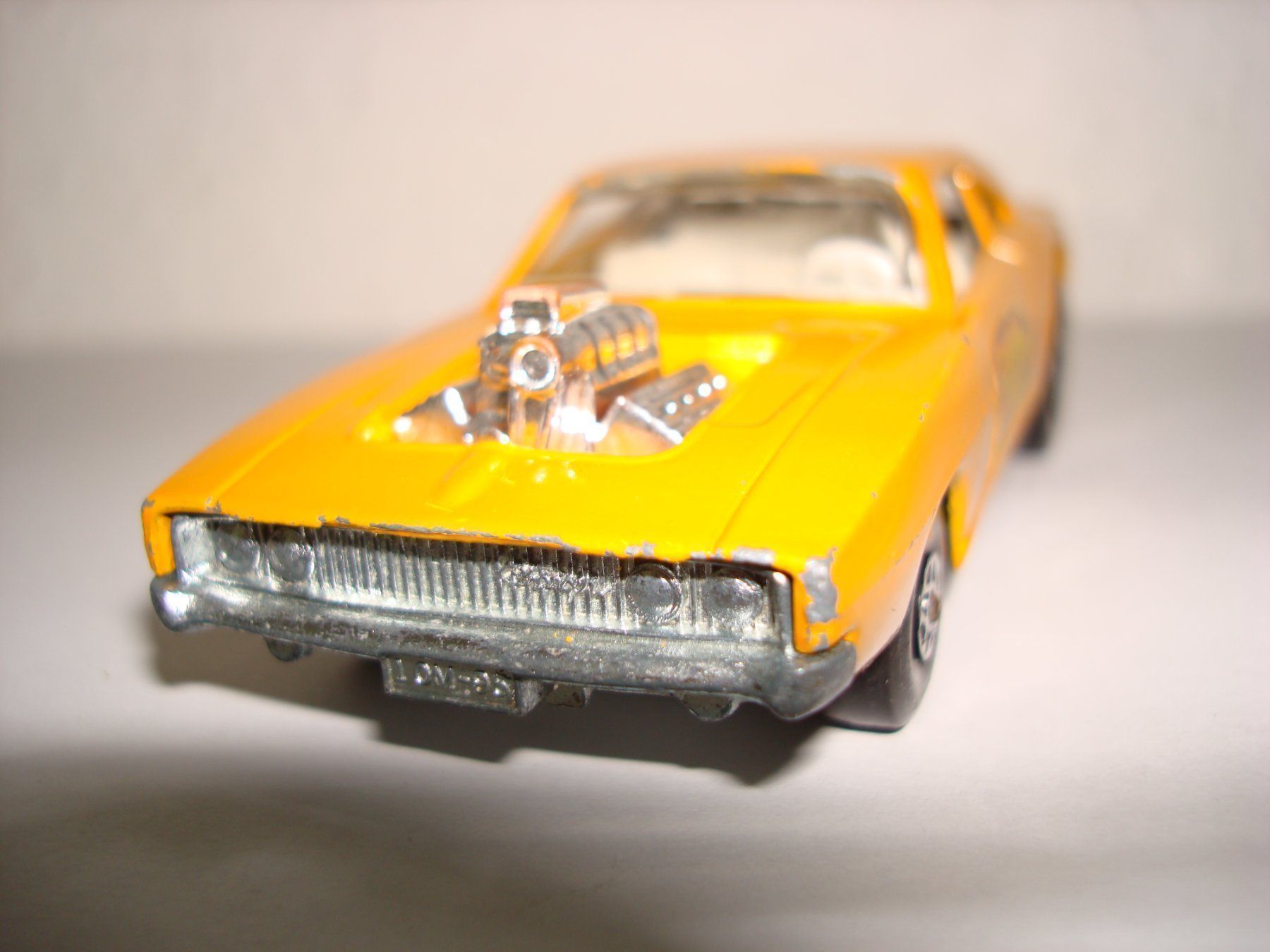 Matchbox Modellautos: Dodge Charger Dragster 1:43 Matchbox – Gebraucht aus Diegten von isetta590 1