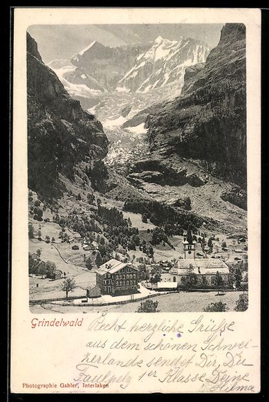 Cartoline postali: AK Grindelwald, Ort mit Kirche – Usato da Berlin venduto da bartko-reher