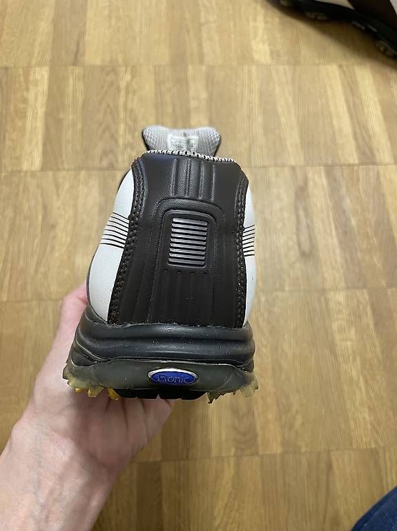 Herrenschuhe: Herren Golfschuhe Gr. 9.5 – Gebraucht aus Basel von nur_rly7 3