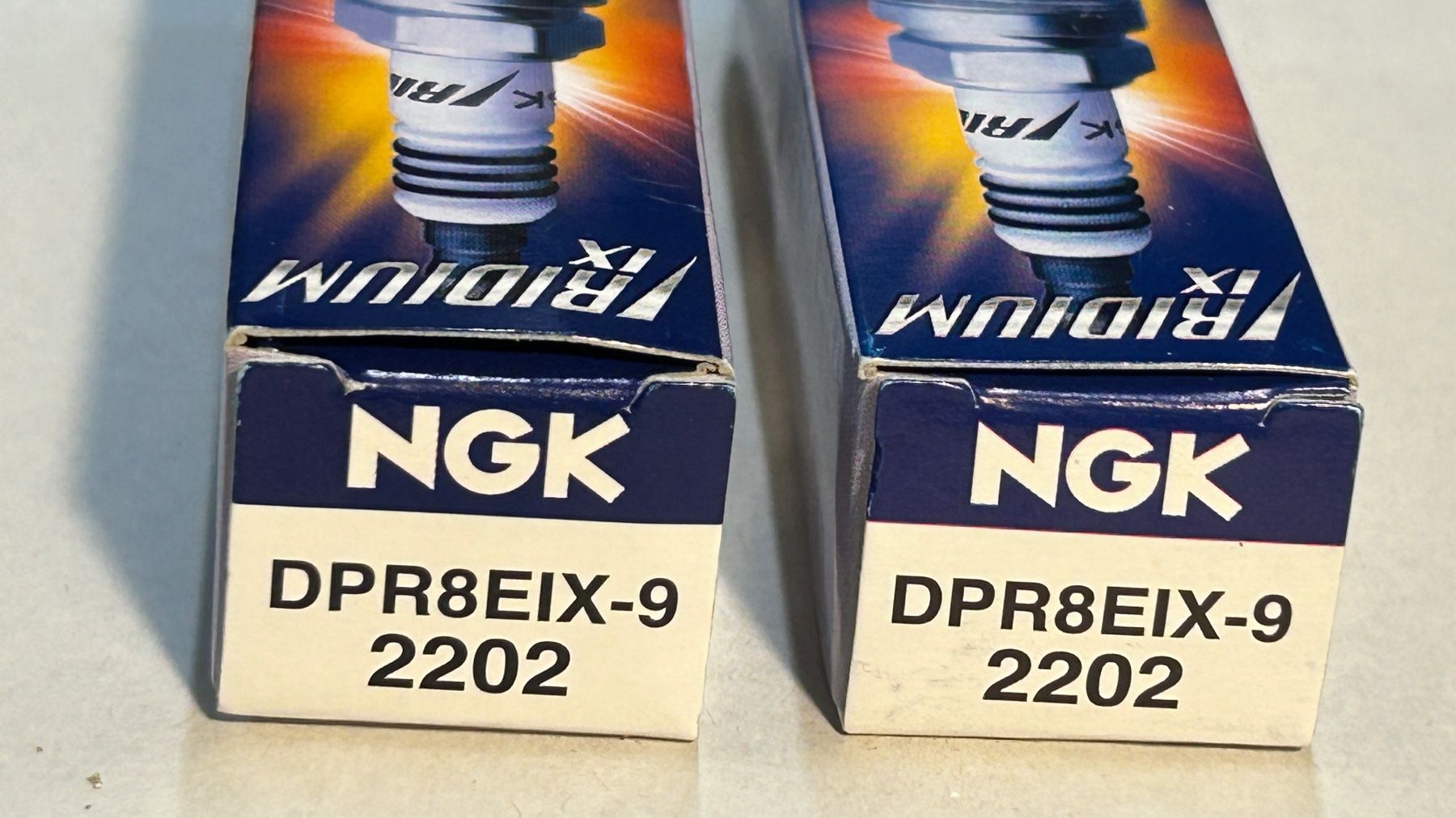 NGK Tutti i ricambio per moto: Zündkerzen NGK DPR8EIX-9 Iridium Set 2 Stk. – Nuovo e nell'imballaggio originale da Spiez venduto da fikus69 1