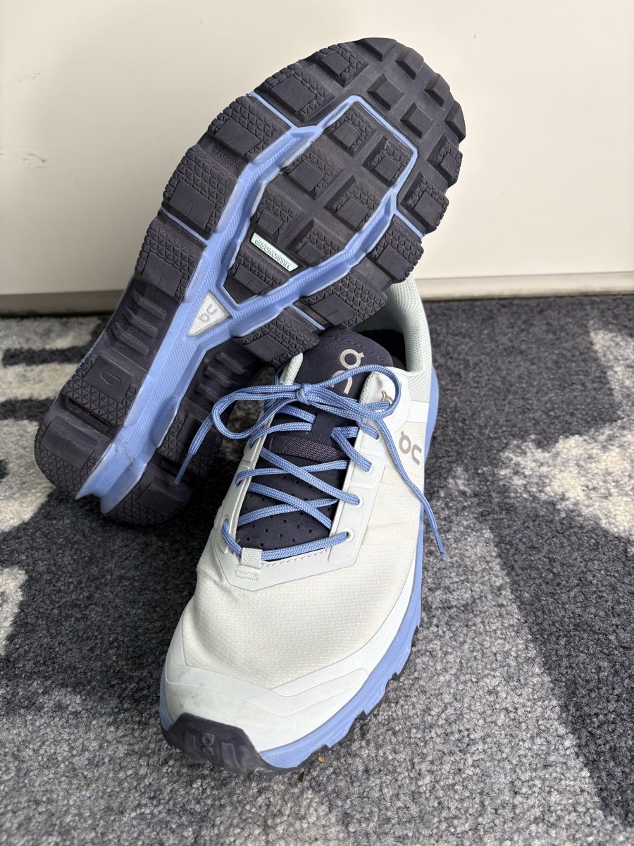 On Scarpe da donna: On Sneaker – Usato da Wiesendangen venduto da ma7_5yqq 1
