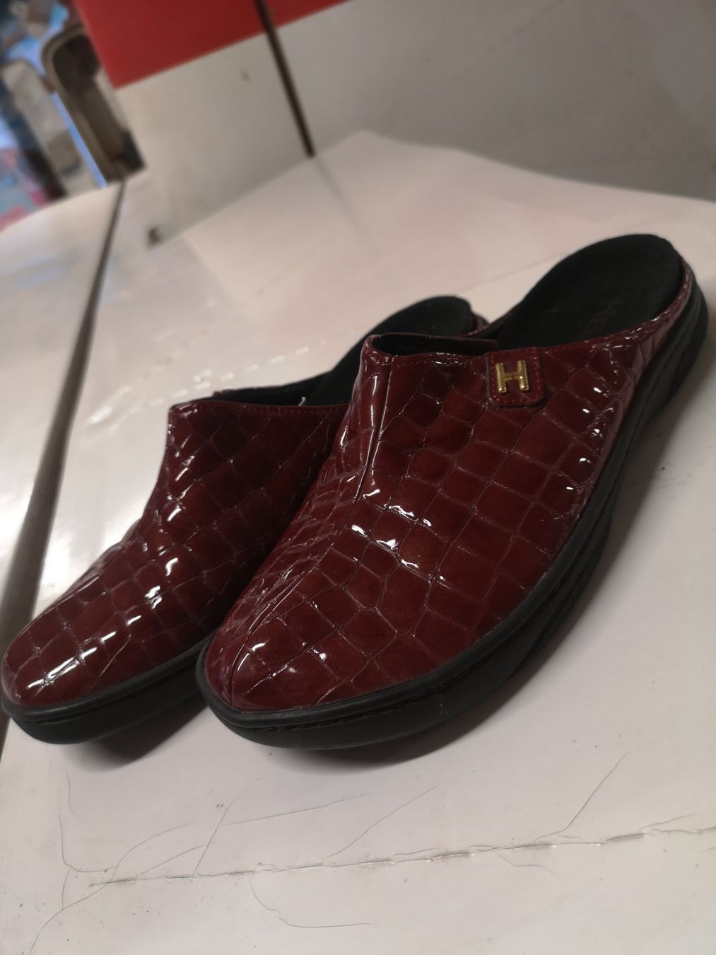 Helvesko Damenschuhe: Helvesko – Neu und originalverpackt aus Möhlin von Highwaytom