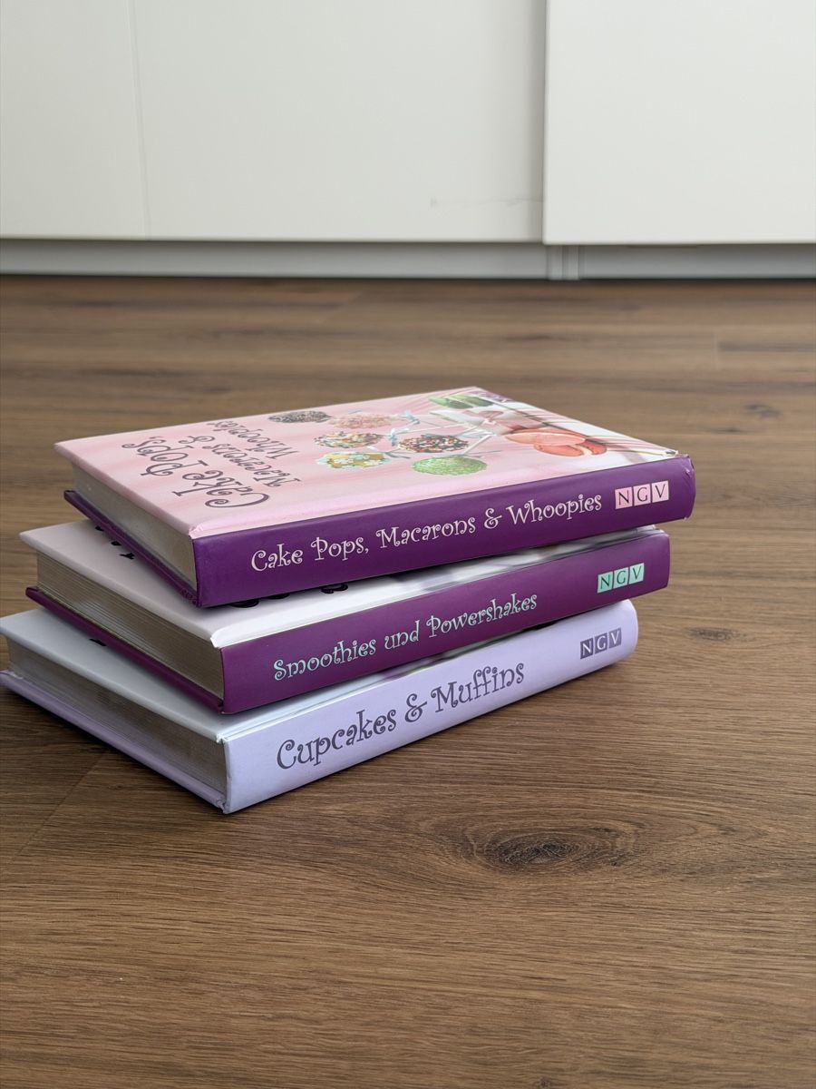 Libri: Wunderschöne Rezeptbücher von NGV – Nuovo (secondo la descrizione) da Hasle LU venduto da a-gaemperle 2