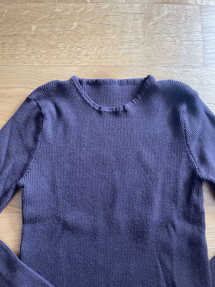 Shein Top: Dunkebraunes Langarmshirt – Usato da Bremgarten AG venduto da arl_8nbf 1