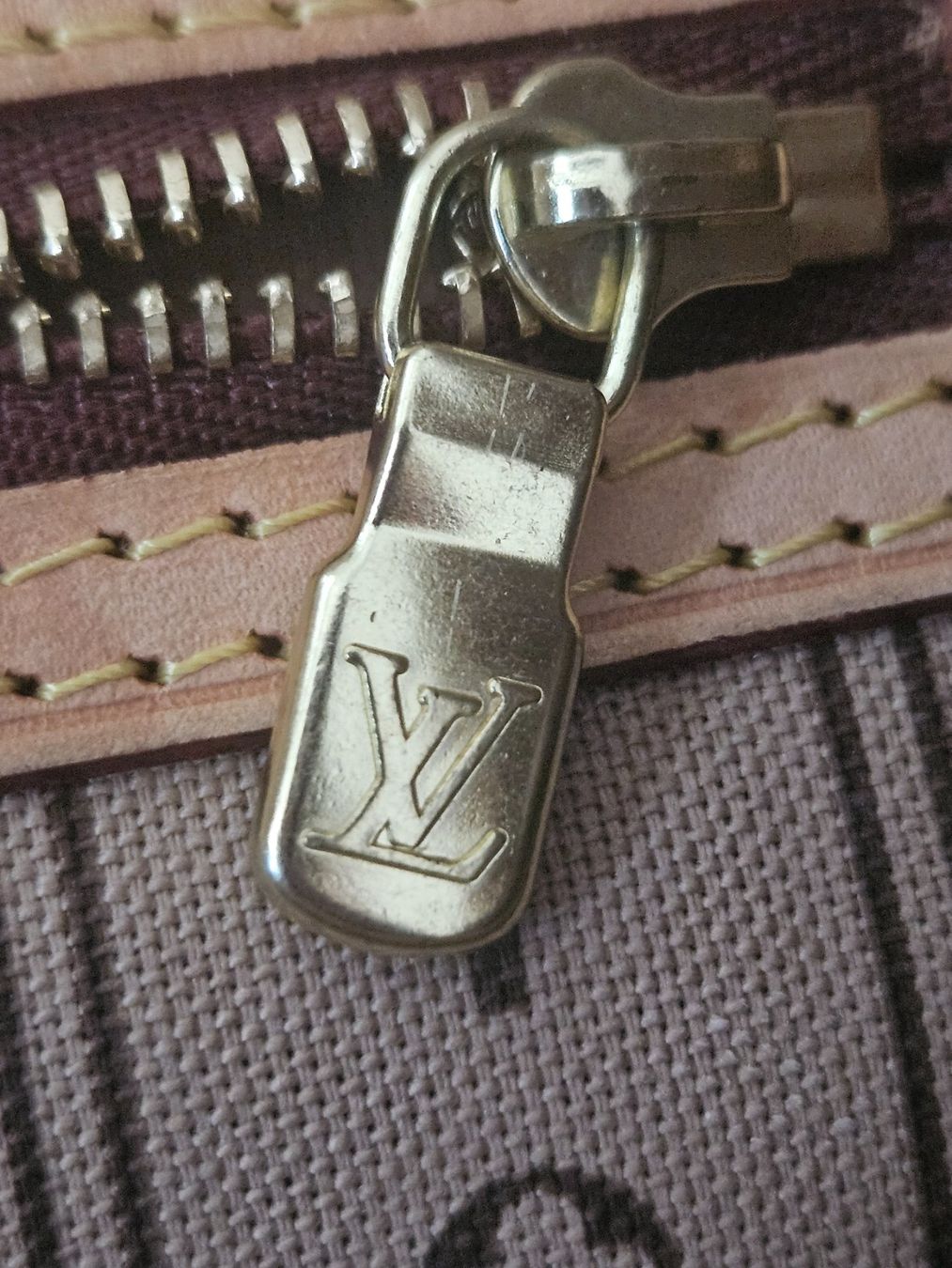 Louis Vuitton Taschen für Damen: Louis Vuitton Tasche Neverfull MM Canvas Monogram braun – Gebraucht aus Muri AG von Anja1979 6