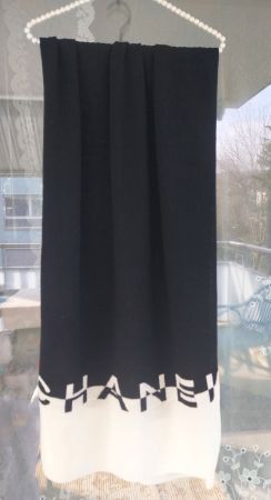 Schal CHANEL,65x190 cm,340 Fr.