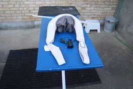 NACKEN MASSAGE GERÄT MEDISANA (SHIATSU MASSAGE GERÄT?)