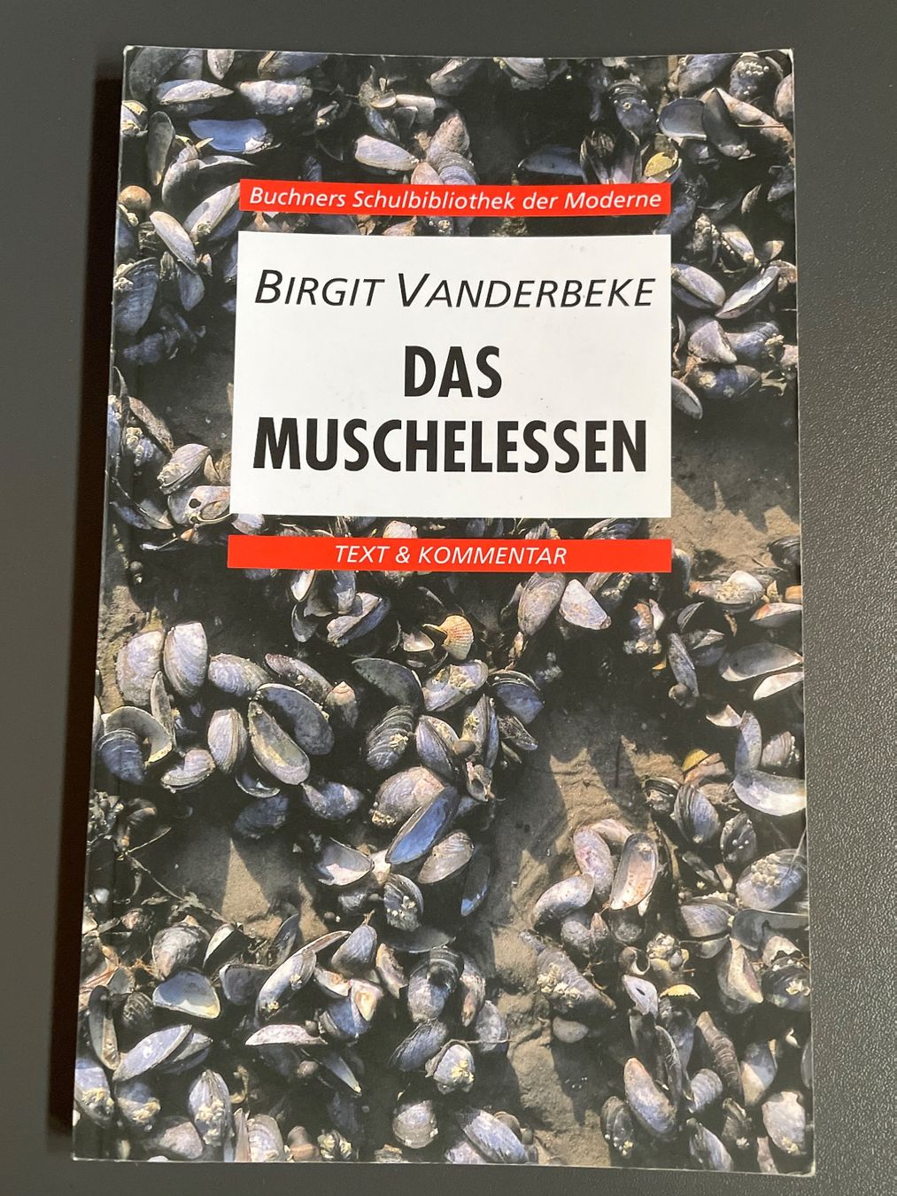 Livres: Das Muschelessen Brigitte Vanderbeke – D'occasion à Chamoson par daleva0204