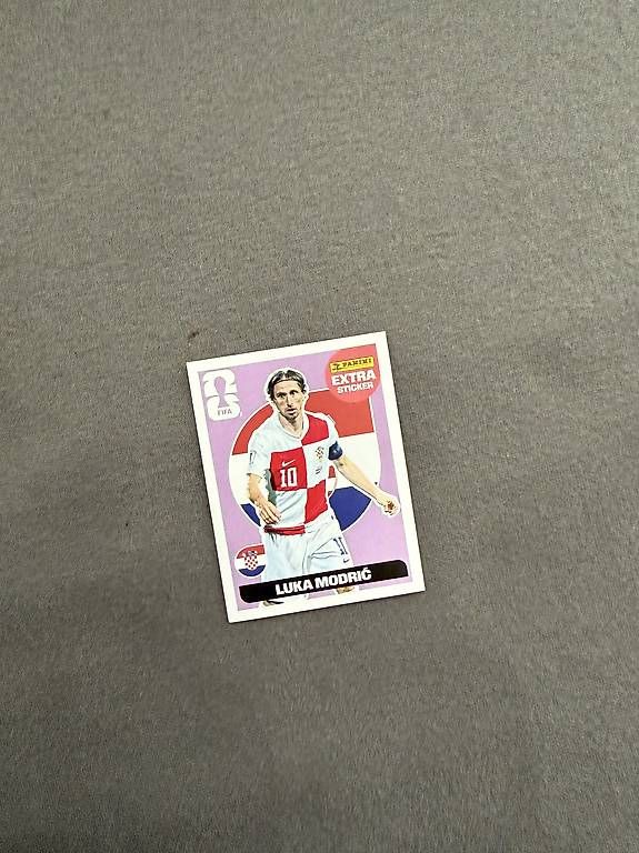 Carte collezionabili: Luka Modric Extra Sticker lila – Usato da Basel venduto da colak.1907