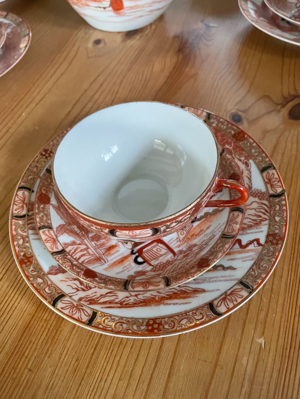 Set di piatti: Schönes Tee Service – Usato da Glarus venduto da adiweb007 2