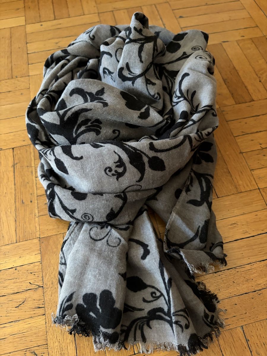 Sisley Foulard & Sciarpe: Sisley  Foulard – Usato da Minusio venduto da murimiri 2