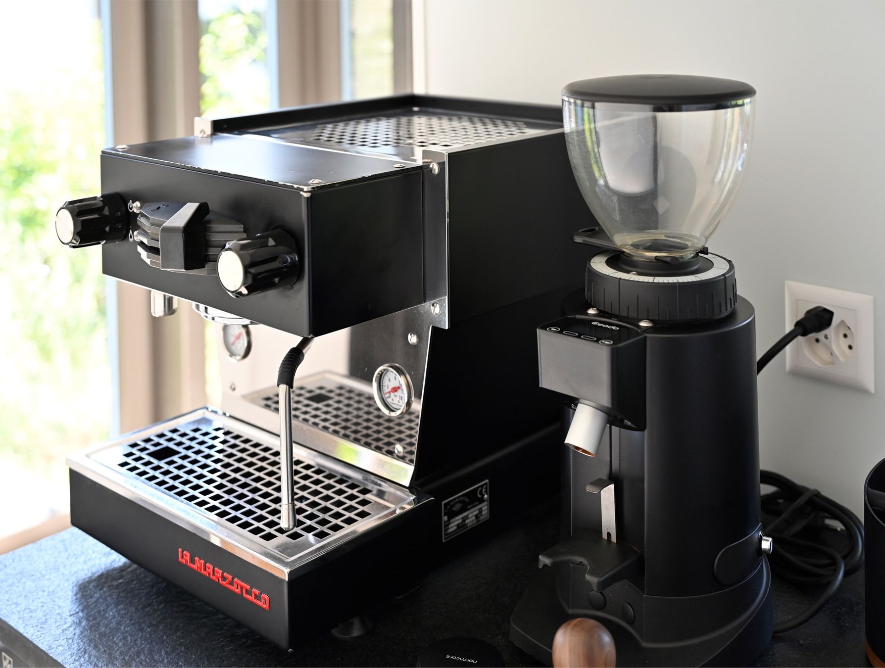 Kaffeemaschinen & Espressomaschinen: La Marzocco Linea Mini mit Kaffeemühle Ceado-E6P – Gebraucht aus Zürich von Zwirbelten 1