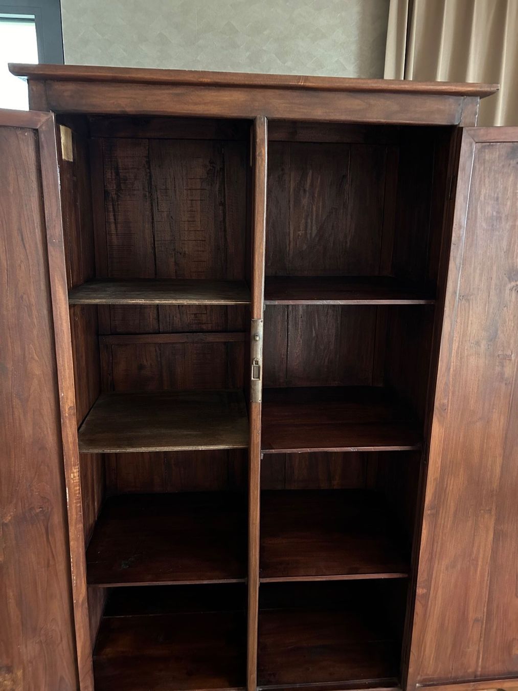 Schränke: Closet from BALI – Gebraucht aus Kilchberg ZH von Chua 3