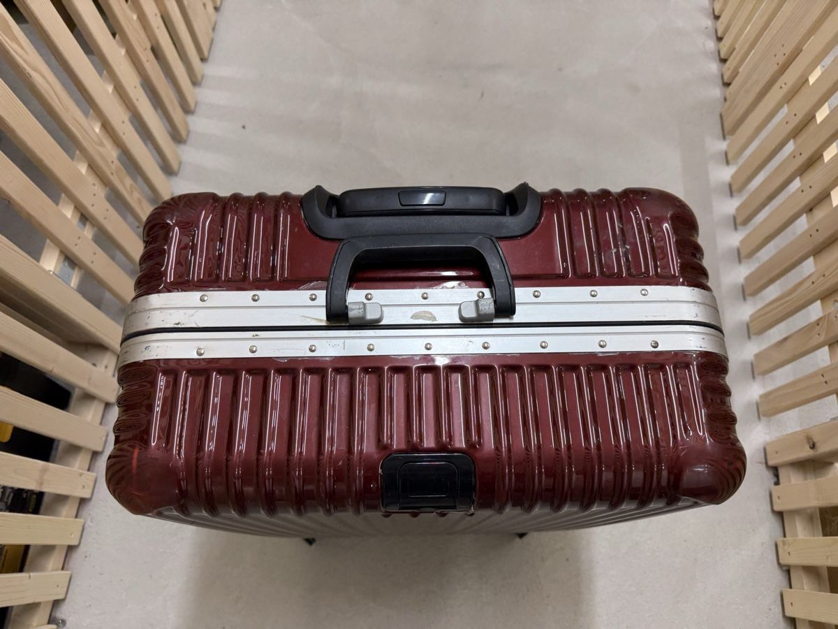 Valigie: 30inch Suitcase Hard Shell Red Large Four Wheel Case – Usato da Dübendorf venduto da zhe_69pd 3