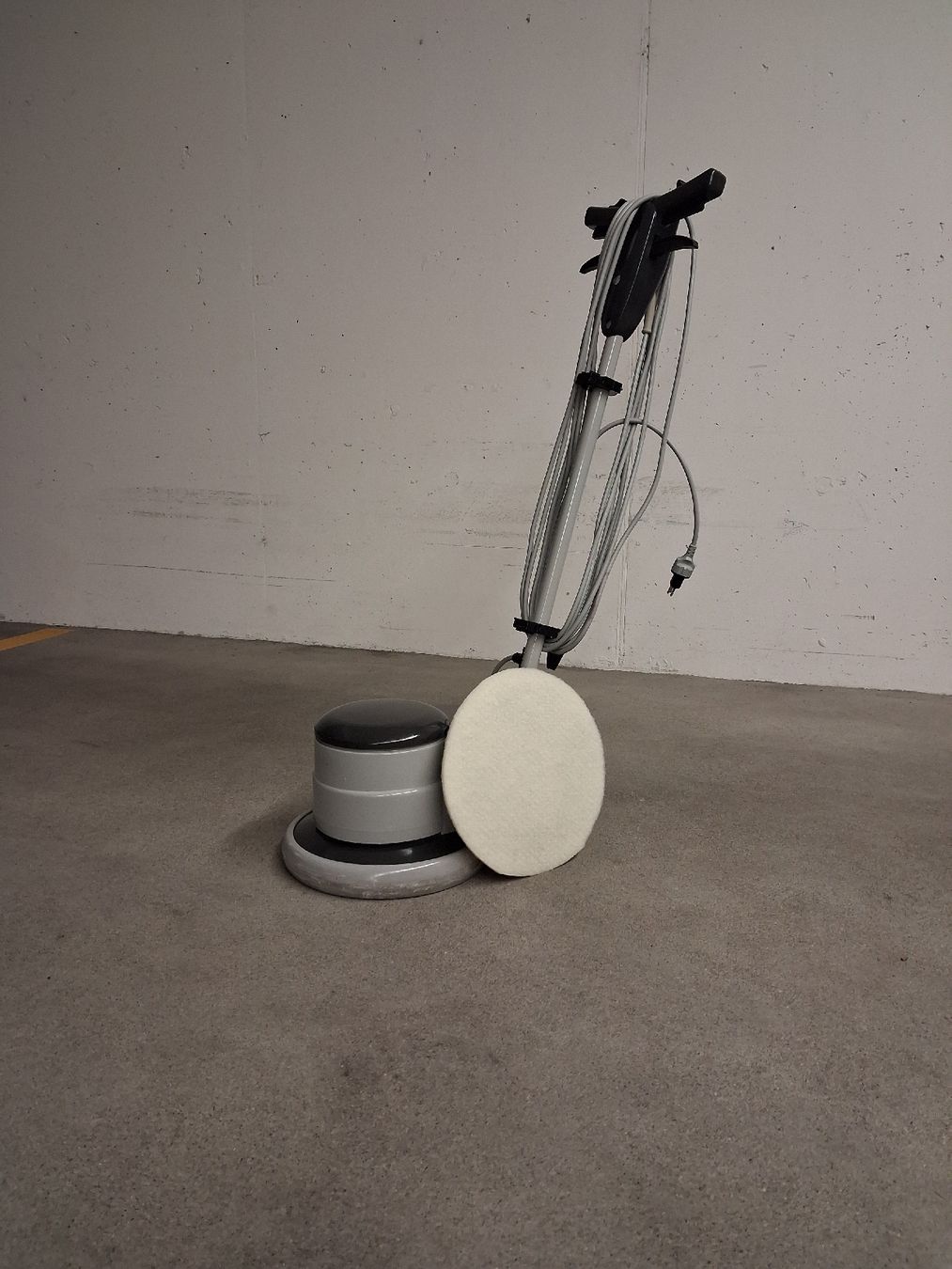 Alle Maschinen: einscheibenmaschine   – Gebraucht aus Wohlen AG von ang_xy8w 2