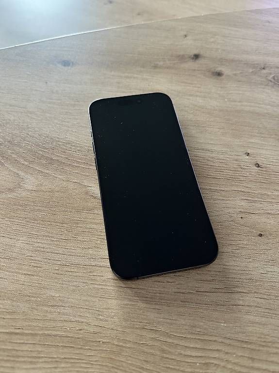 Apple Telefoni cellulari / Smartphones: iPhone 15 Pro 256GB - sehr guter Zustand – Usato da Langnau i. E. venduto da retoefli 1