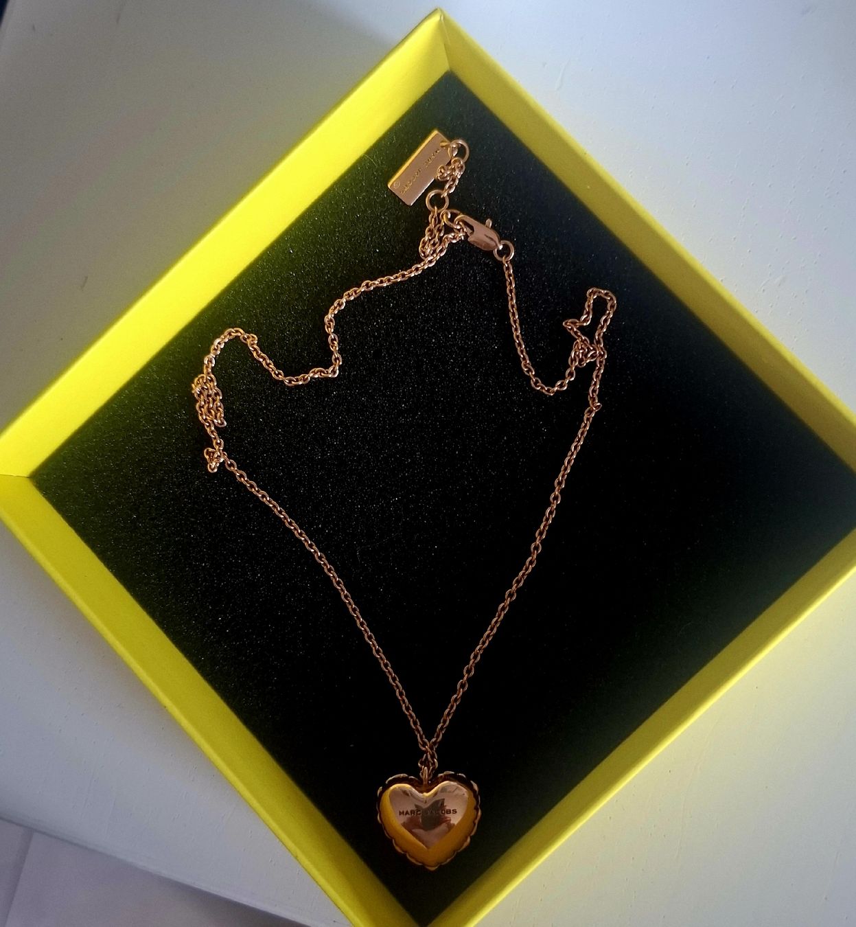 Marc Jacobs Ketten: Marc Jacobs Rose Gold Heart Necklace – Gebraucht aus Leysin von Libelluli 3