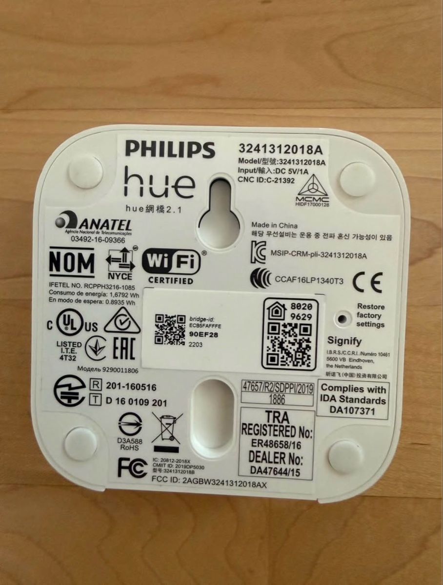 Philips Hub & Switch: Philips Hue Bridge Smart Home Hub – Usato da Steinen venduto da tom_pjg8 1