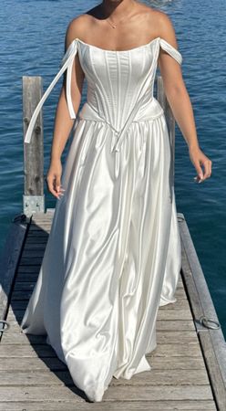 4-teiliges Brautkleid mit Korsett, langem Kleid, kurzem Rock
