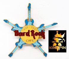 HARD ROCK CAFE Pin Snowflake Guitar Berlin Deuschland