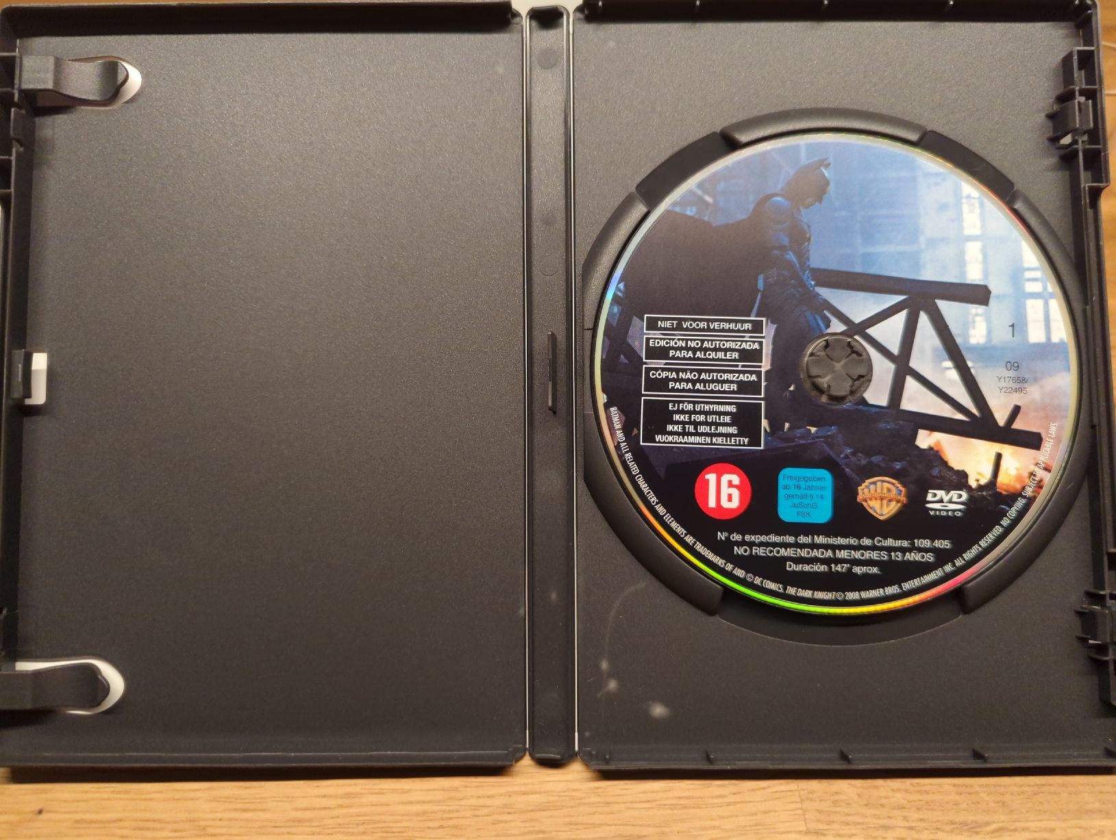 Tutti i DVDs: DVD, The Dark Knight – Usato da Wünnewil venduto da Susuki125gt 2