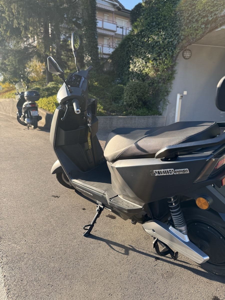Voiturettes électriques: E-Roller Futurs 3000W – D'occasion à Zürich par natrud 2