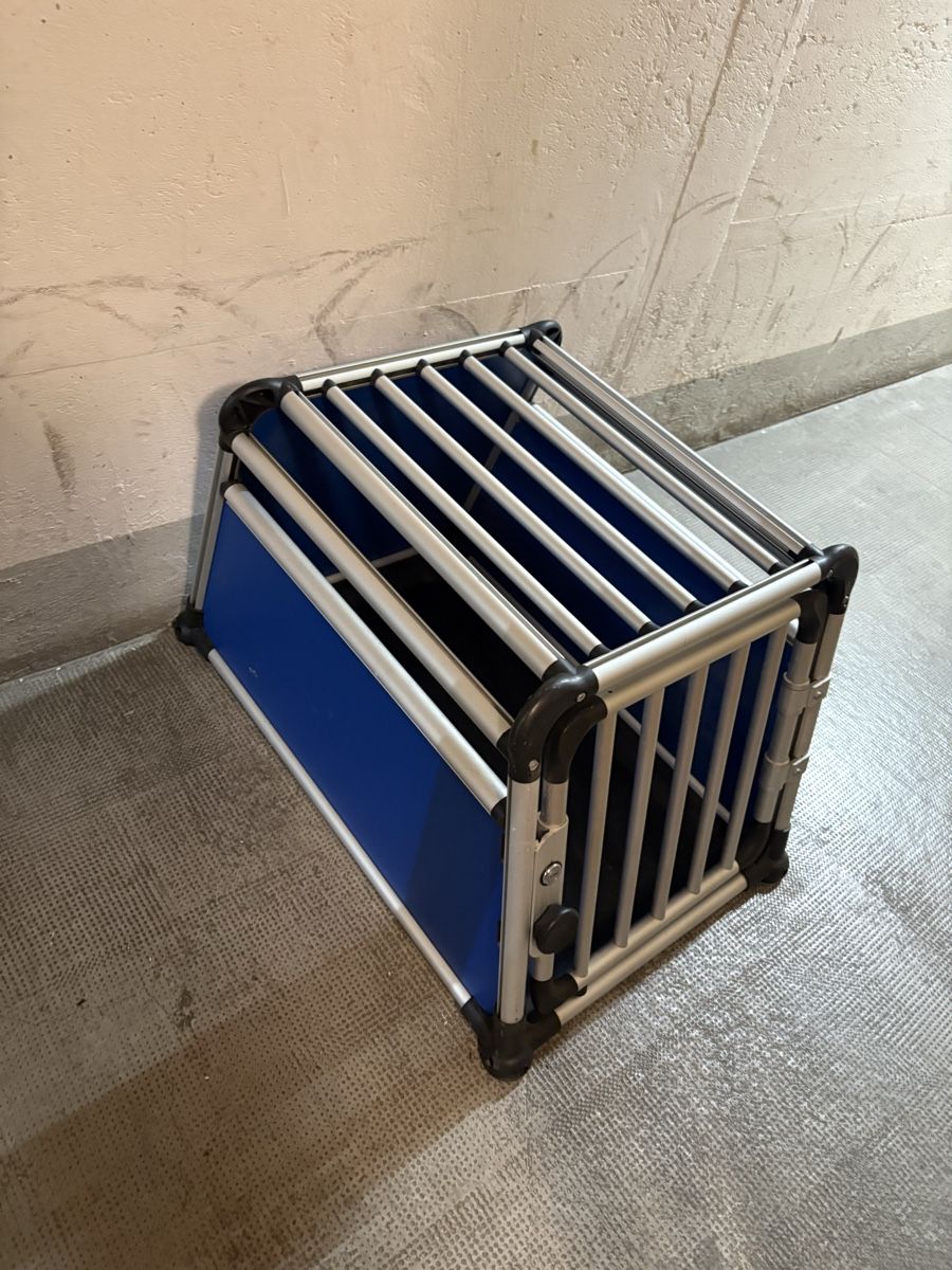 4pets Käfige, Transport & Sicherheit: Hundetransportbox Grösse M – Gebraucht aus Riehen von DogCare_Totolino