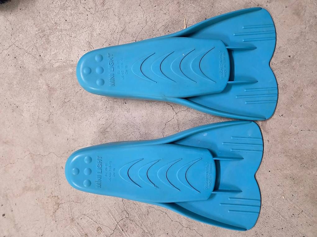 Flossen, Masken & Schnorchel: Kinderflossen von Cressi Gr. 29-31 – Gebraucht aus Rieden SG von Yogu 1