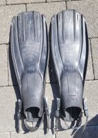 Flossen schwarz, Mares