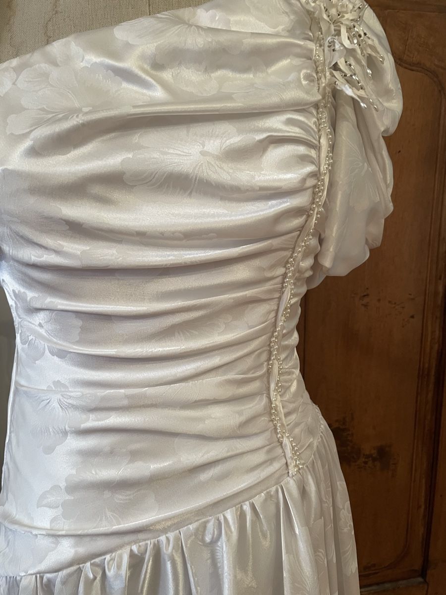 Costumi: Brautkleid Gr. 36- 38 – Usato da Wettingen venduto da PriskaZ05 1