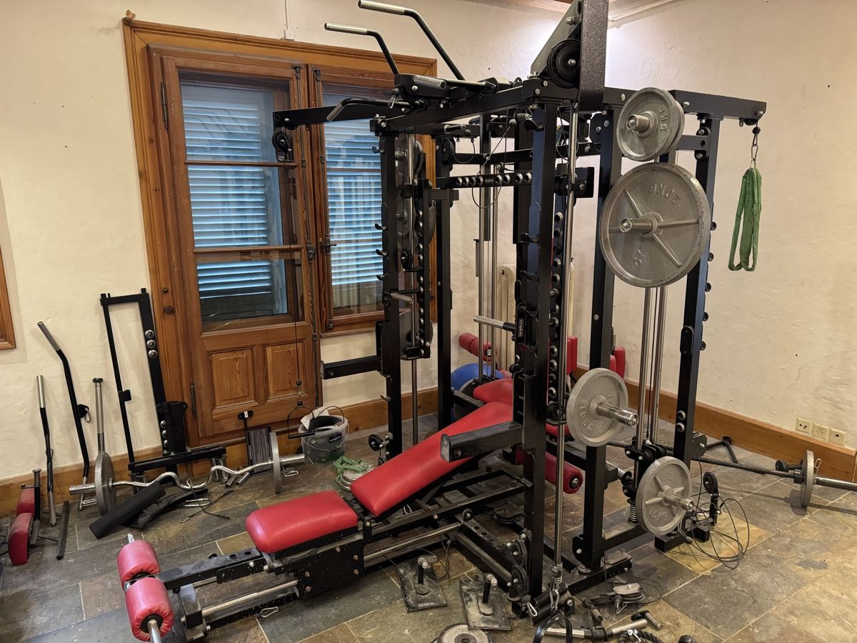 Hometrainer: Multifunktionales Fitnessgerät – Usato da Zürich venduto da dtag