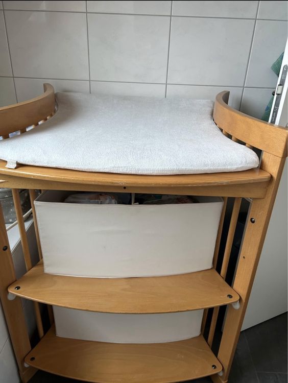 Solid Wood Changing Table with Storage, Ready to Go! (Gebraucht) in ...