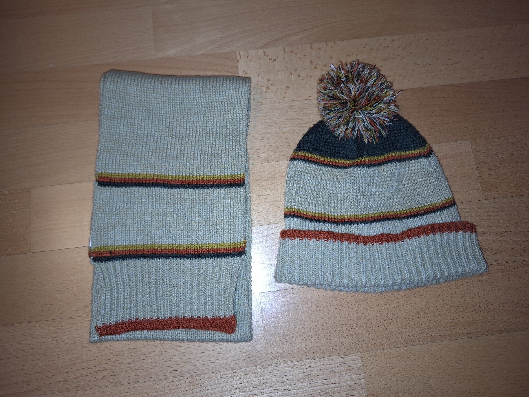Altro abbigliamento per bambino: Set Mütze & Schal – Usato da Oberrieden venduto da man_tky9