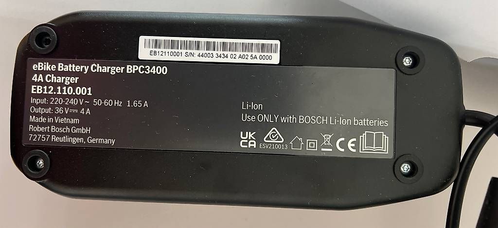 Ladegeräte: Bosch Ladegerät für e-Bike – Gebraucht aus Appenzell-Steinegg von 200162 2
